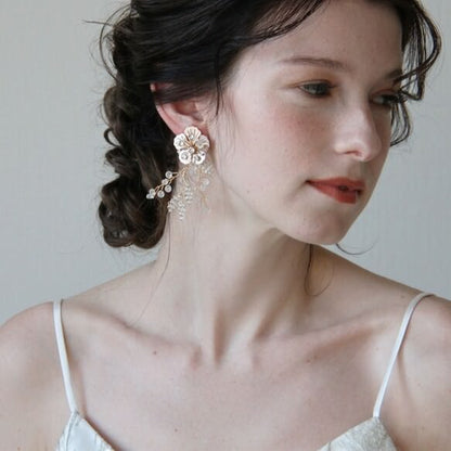 ピンクゴールド【マルゴーイヤリング ピアス】 【結婚式 ピアス イヤリング】