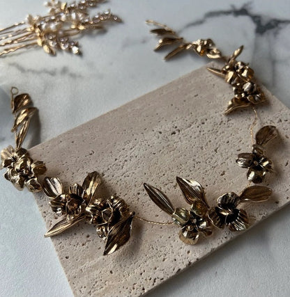 ゴールドの花冠【結婚式 ヘアアクセサリー】