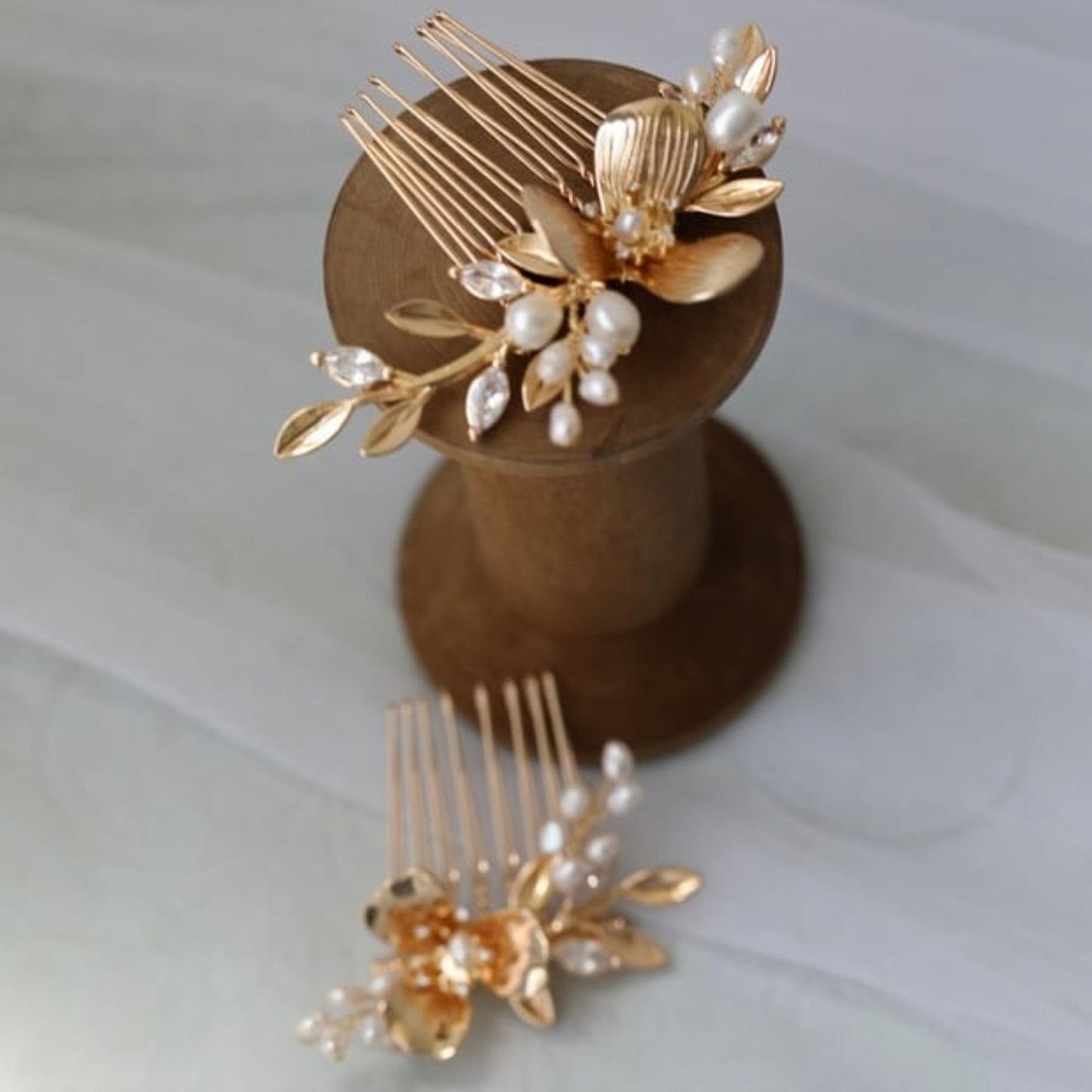 【ヘッドドレス】Elsie flower 2本セット ヘッドドレス ウェディング ブライダルアクセサリー [ AM-109 ]【結婚式 ヘアアクセサリー】