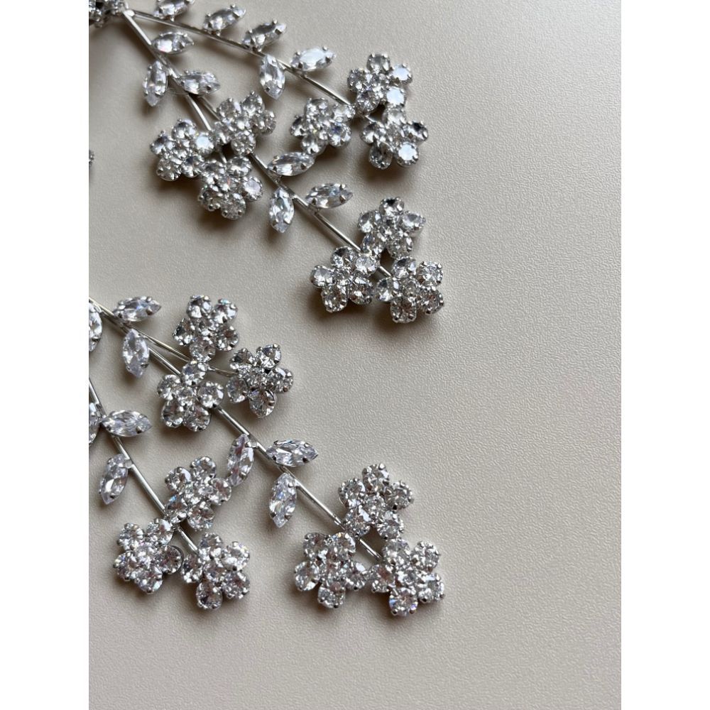 Millie flower ウェディングアクセサリー ブライダル ピアス / イヤリング [ AM-110 ]【結婚式 ピアス イヤリング】