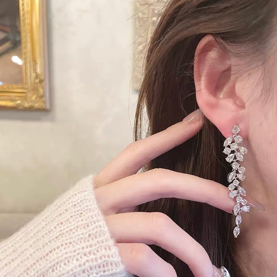 【ピアス・イヤリング】Matilda drop ウェディング ブライダルアクセサリー ピアス / イヤリング [ AM-123 ]【結婚式 ピアス イヤリング】