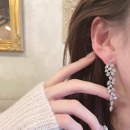 【ピアス・イヤリング】Matilda drop ウェディング ブライダルアクセサリー ピアス / イヤリング [ AM-123 ]【結婚式 ピアス イヤリング】