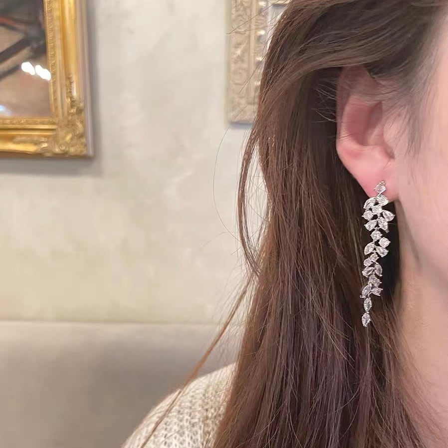 【ピアス・イヤリング】Matilda drop ウェディング ブライダルアクセサリー ピアス / イヤリング [ AM-123 ]【結婚式 ピアス イヤリング】