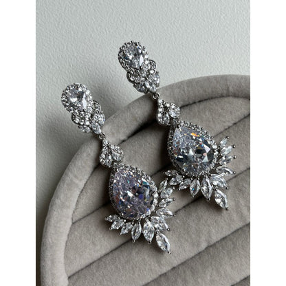 Florence drop ウェディング ブライダルアクセサリー イヤリング [ AM-128 ]【結婚式 ピアス イヤリング】