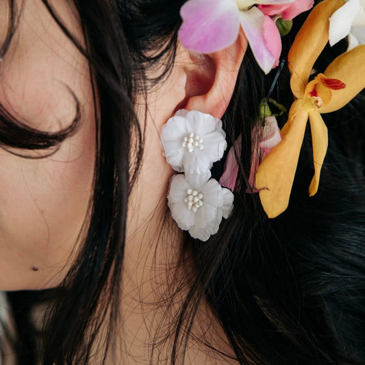 Evelyn flower ウェディング ブライダルアクセサリー ピアス/ イヤリング [ AM-135 ]【結婚式 ピアス イヤリング】