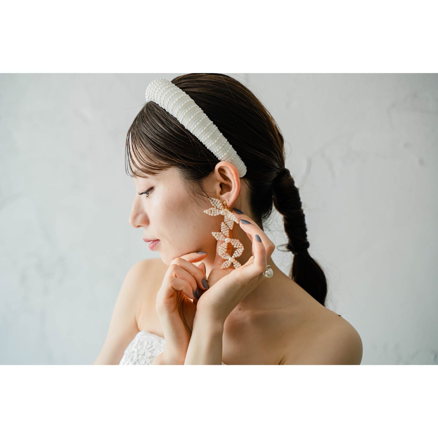 【ヘッドドレス】Charlotte ブライダルアクセサリー ウェディング ヘッドドレス カチューシャ [ AM-147 ]【結婚式 ヘアアクセサリー】