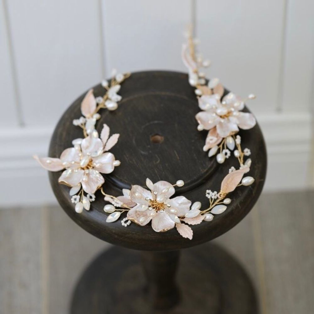 Avery flower ブライダルアクセサリー ヘッドドレス ウェディング [ AM-151 ]【結婚式 ヘアアクセサリー】