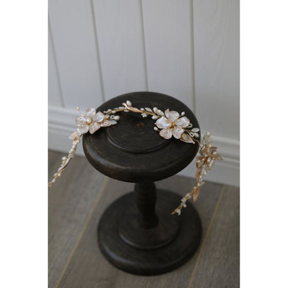 Avery flower ブライダルアクセサリー ヘッドドレス ウェディング [ AM-151 ]【結婚式 ヘアアクセサリー】