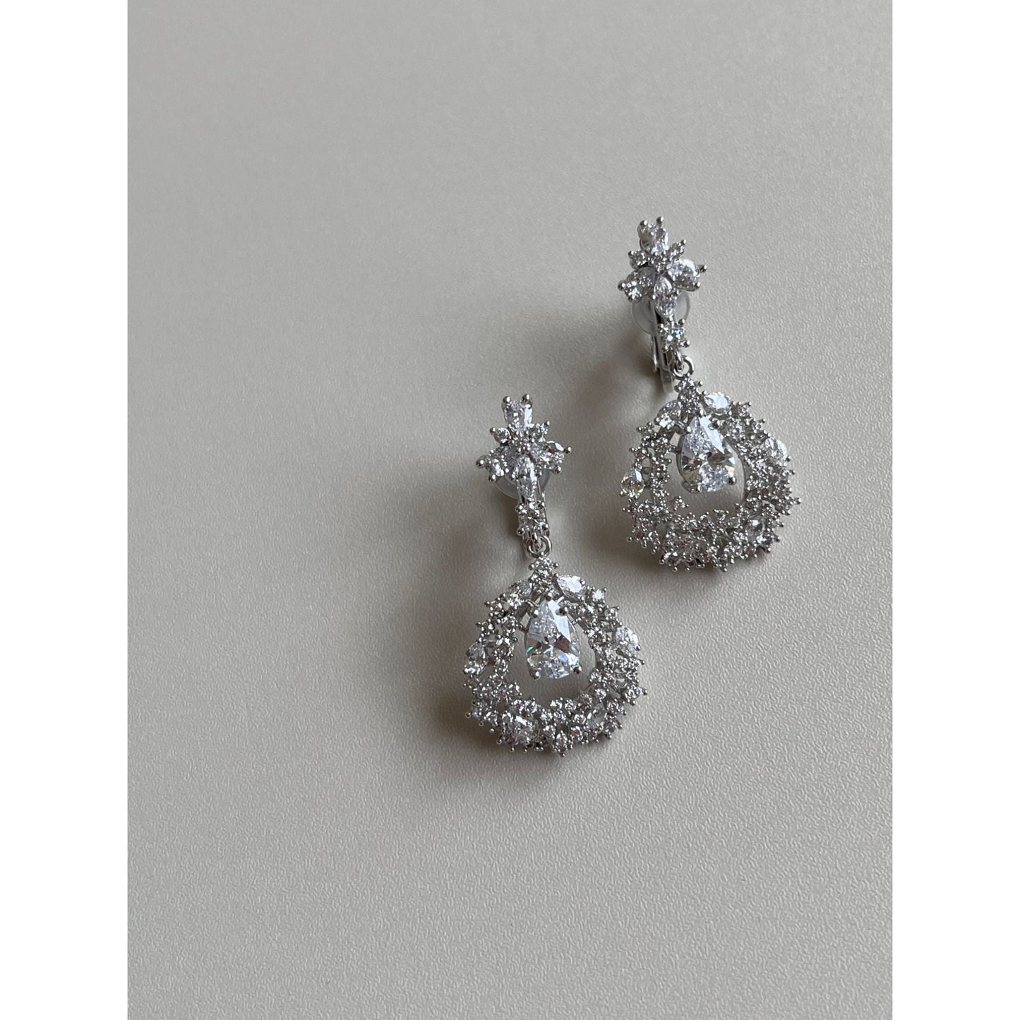 【ピアス・イヤリング】ブライダルアクセサリー ウェディング ピアス / イヤリング [ AM-163 ]【結婚式 ピアス イヤリング】