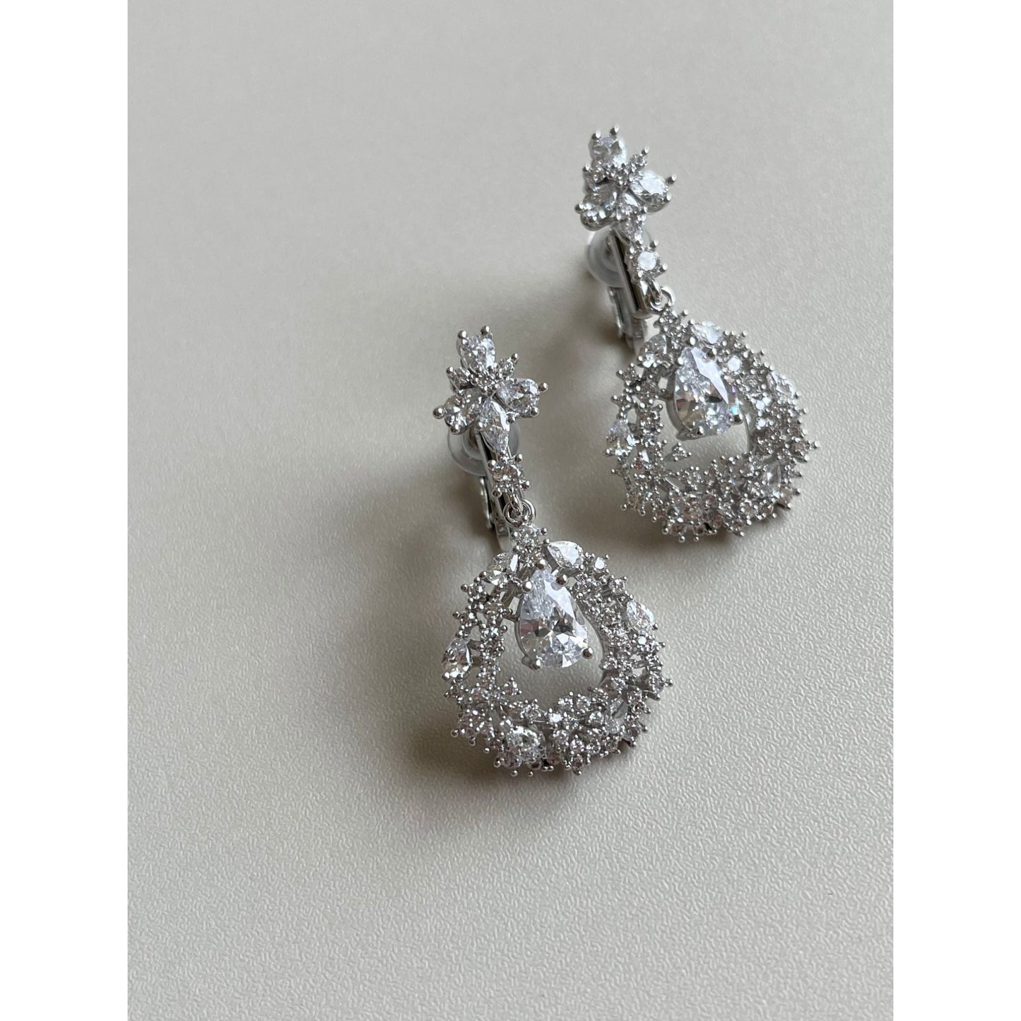 【ピアス・イヤリング】ブライダルアクセサリー ウェディング ピアス / イヤリング [ AM-163 ]【結婚式 ピアス イヤリング】