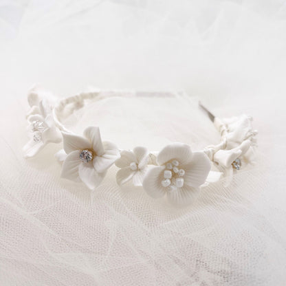 【ヘッドドレス】Selena セレーナ フラワーカチューシャ ブライダルアクセサリー ウェディング [ AM-167 ]【結婚式 ヘアアクセサリー】