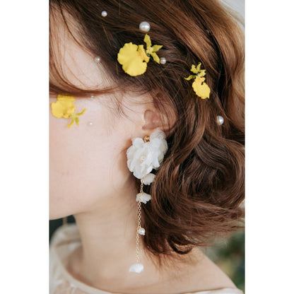 Amelie flower ブライダルアクセサリー ウェディングアクセサリーイヤリング [ AM-175 ]【結婚式 ピアス イヤリング】