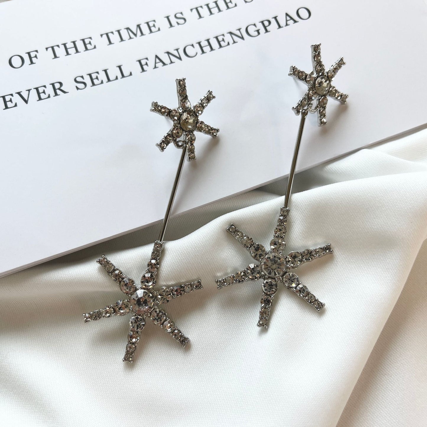 【ピアス・イヤリング】star pierce ウェディング ブライダルアクセサリー ピアス / イヤリング [ AM-37 ]【結婚式 ピアス イヤリング】