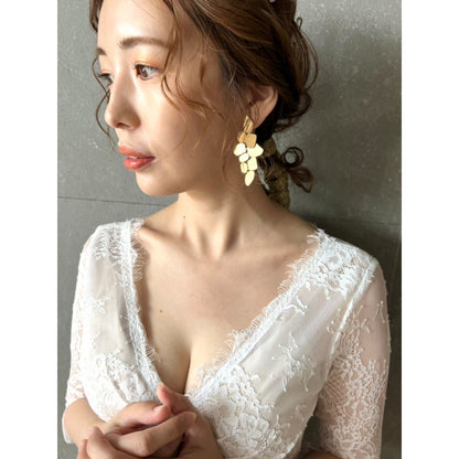 【ピアス・イヤリング】coretto leaf ウェディング ブライダルアクセサリー ピアス / イヤリング [ AM-59 ]【結婚式　ピアス　イヤリング】