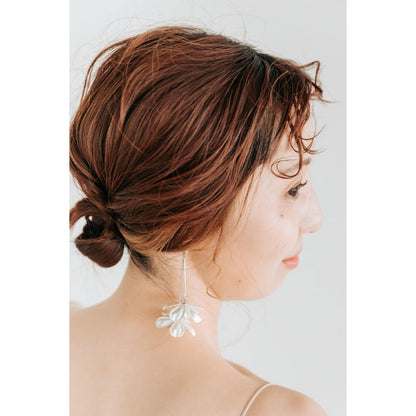 【ピアス・イヤリング】eleanor flower ウェディング ブライダルアクセサリー シルバー ピアス / イヤリング [ AM-70 ]【結婚式 ピアス イヤリング】