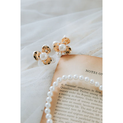 【イヤリング】Madeline flower ウェディングアクセサリー イヤリング [ AM-83 ]【結婚式 ピアス イヤリング】