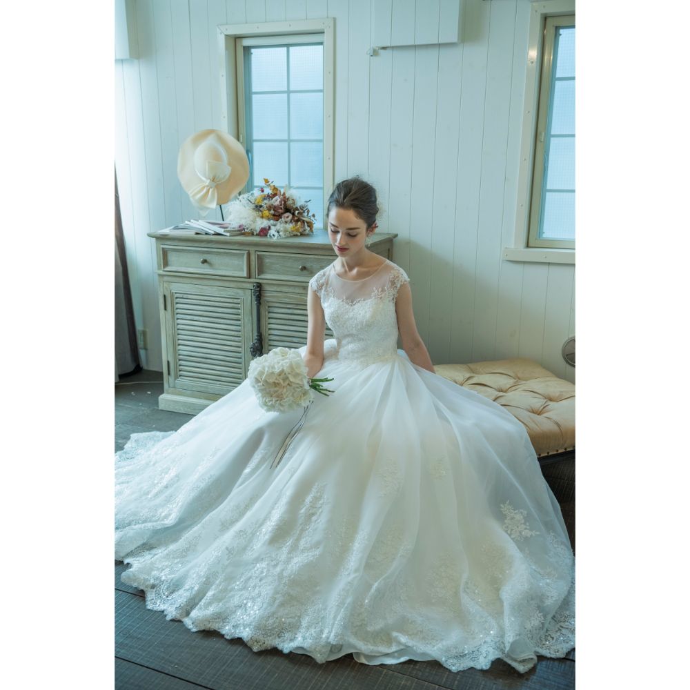 AN002 【ウェディングドレス レンタル】