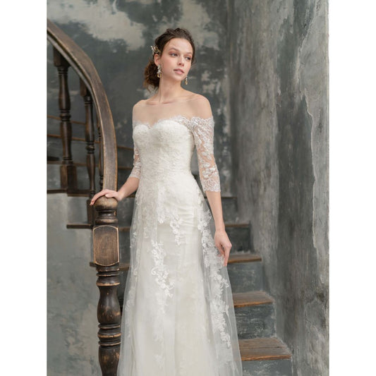 ロングスリーブのスレンダードレス ウェディングドレス 【ウェディングドレス レンタル】