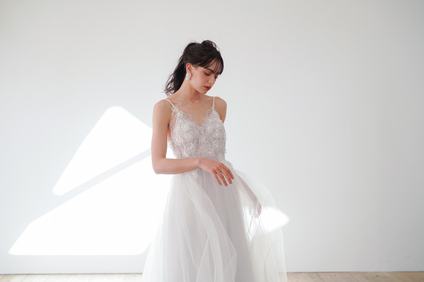 Felleza【ウェディングドレス レンタル】