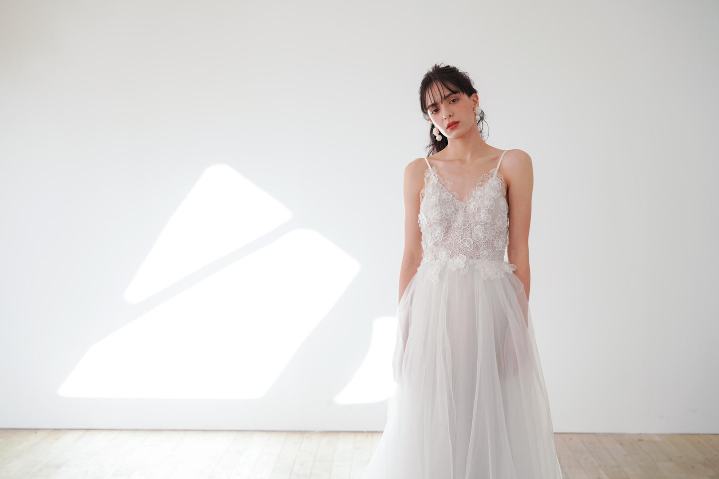 Felleza【ウェディングドレス レンタル】