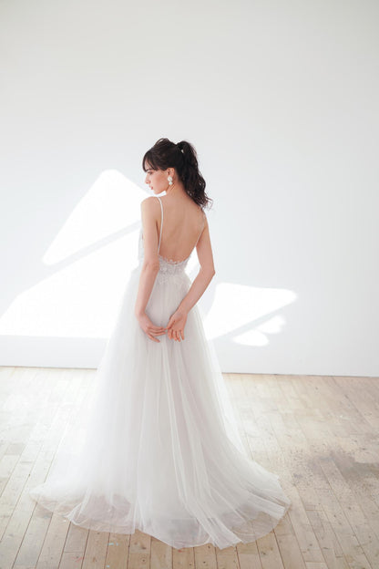 Felleza【ウェディングドレス レンタル】