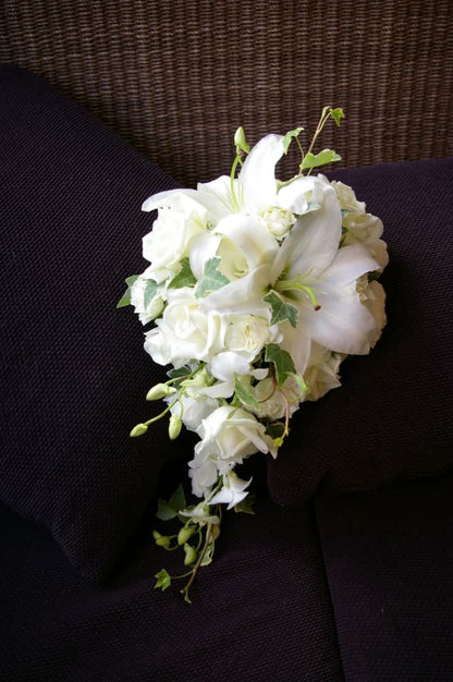 【生花】オーダーメイド/ オーバルブーケ・ティアドロップブーケ[セットプランAudrey] 【結婚式 フラワー 生花 ブーケ ブートニア オーダーメイド】