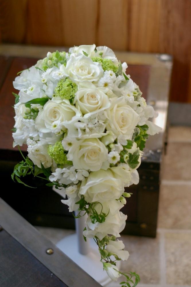 【生花】オーダーメイド/ オーバルブーケ・ティアドロップブーケ[セットプランAudrey] 【結婚式 フラワー 生花 ブーケ ブートニア オーダーメイド】