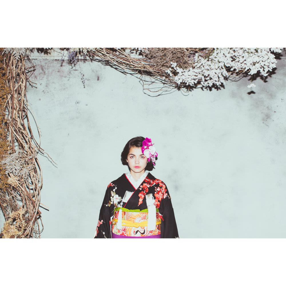 黒地手刺繍梅に鼓 【結婚式 和装 引き振袖 レンタル】