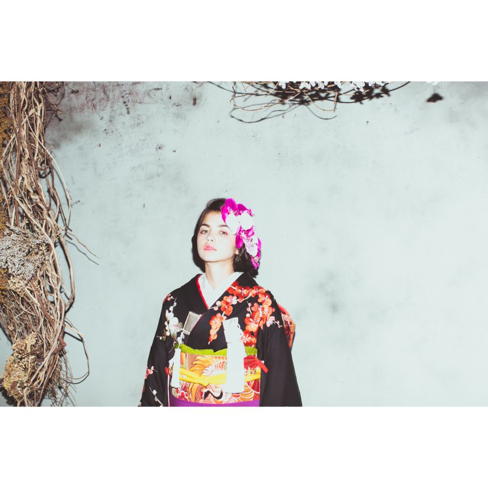 黒地手刺繍梅に鼓 【結婚式 和装 引き振袖 レンタル】