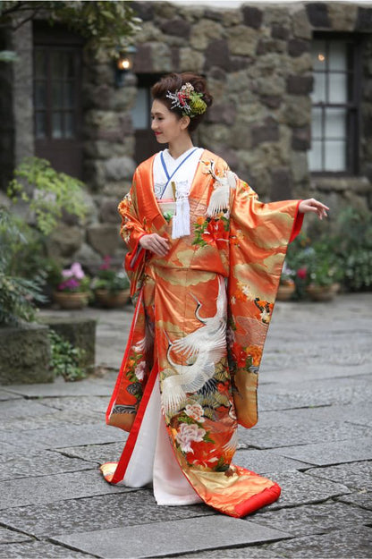 黄金棚緋喜:着付け1点(お引上げ込) 【結婚式 和装 色打掛 レンタル】