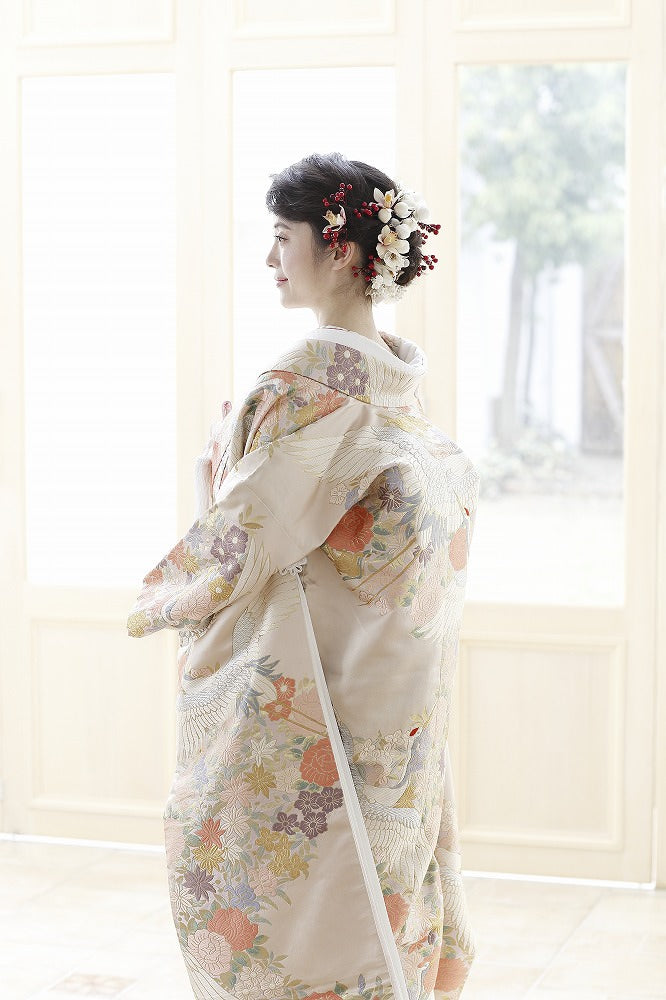 雲母:着付け1点(お引上げ込) 【結婚式 和装 色打掛 レンタル】