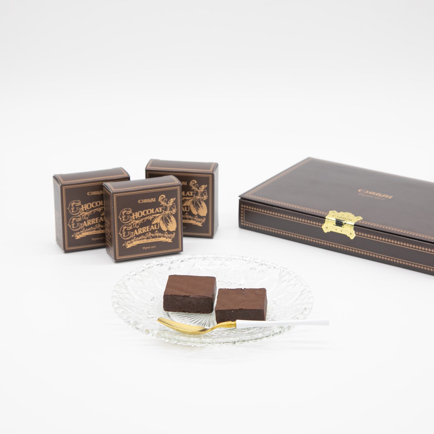 葉山のショコラ・カロ 4個入り 【結婚式 ギフト 食品 引き菓子 洋菓子】