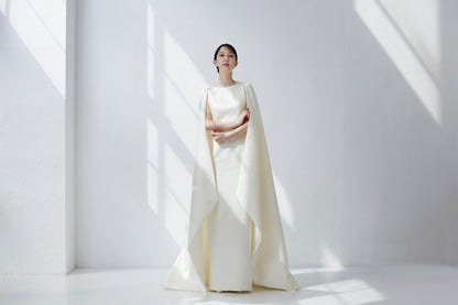 Iラインドレス + マントトレーン(haute couture)【ウエディングドレス オーダー】