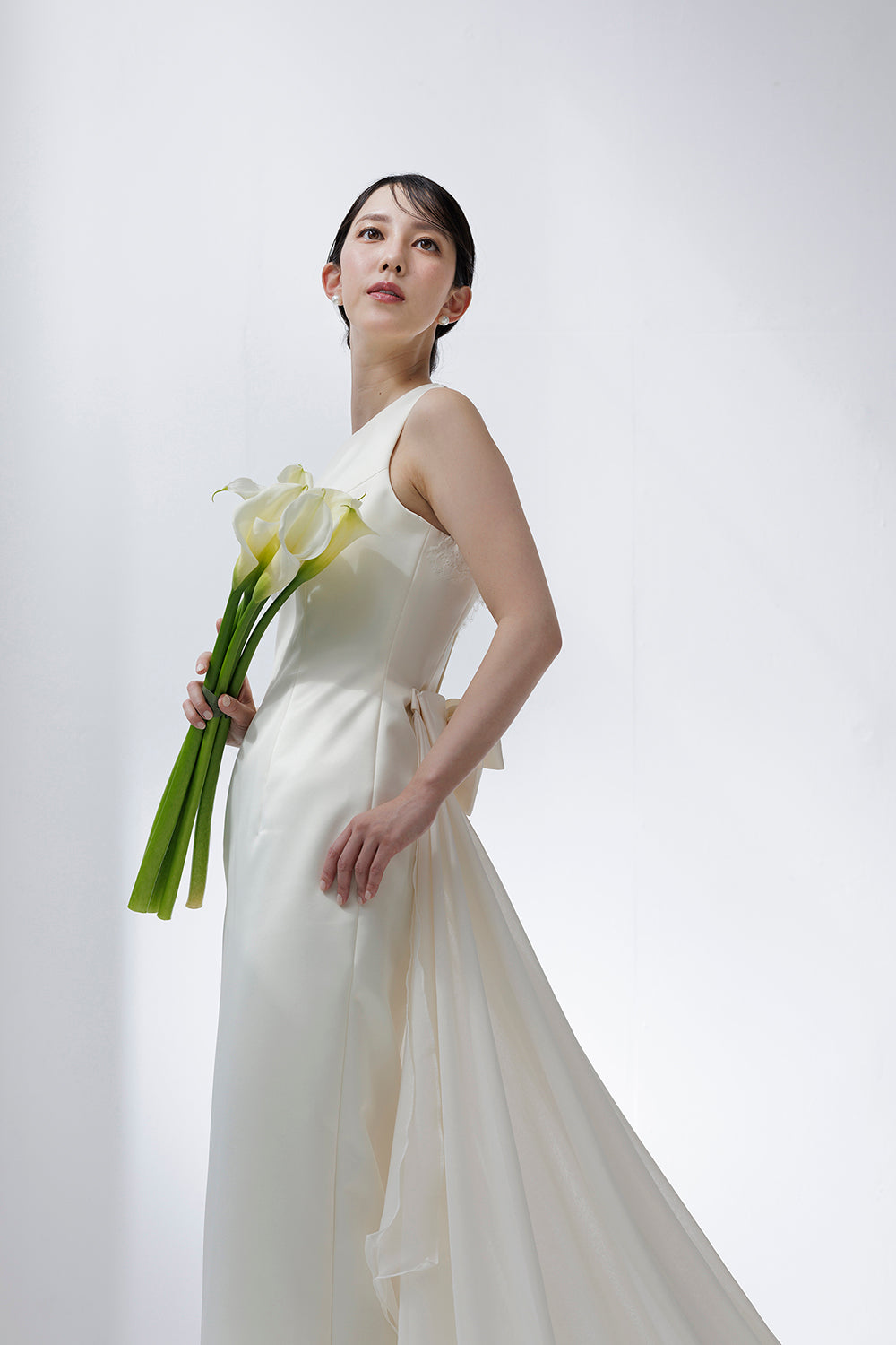 バックシャンテリーレース Iラインドレス + シフォントレーン(haute couture)【ウエディングドレス オーダー】