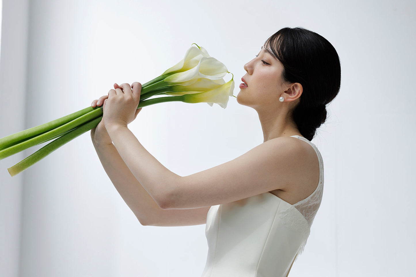 バックシャンテリーレース Iラインドレス + シフォントレーン(haute couture)【ウエディングドレス オーダー】