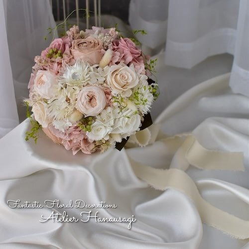 ウエディングブーケ ドリームパフ プリザーブドフラワー【結婚式 フラワー ブーケ ブートニア】