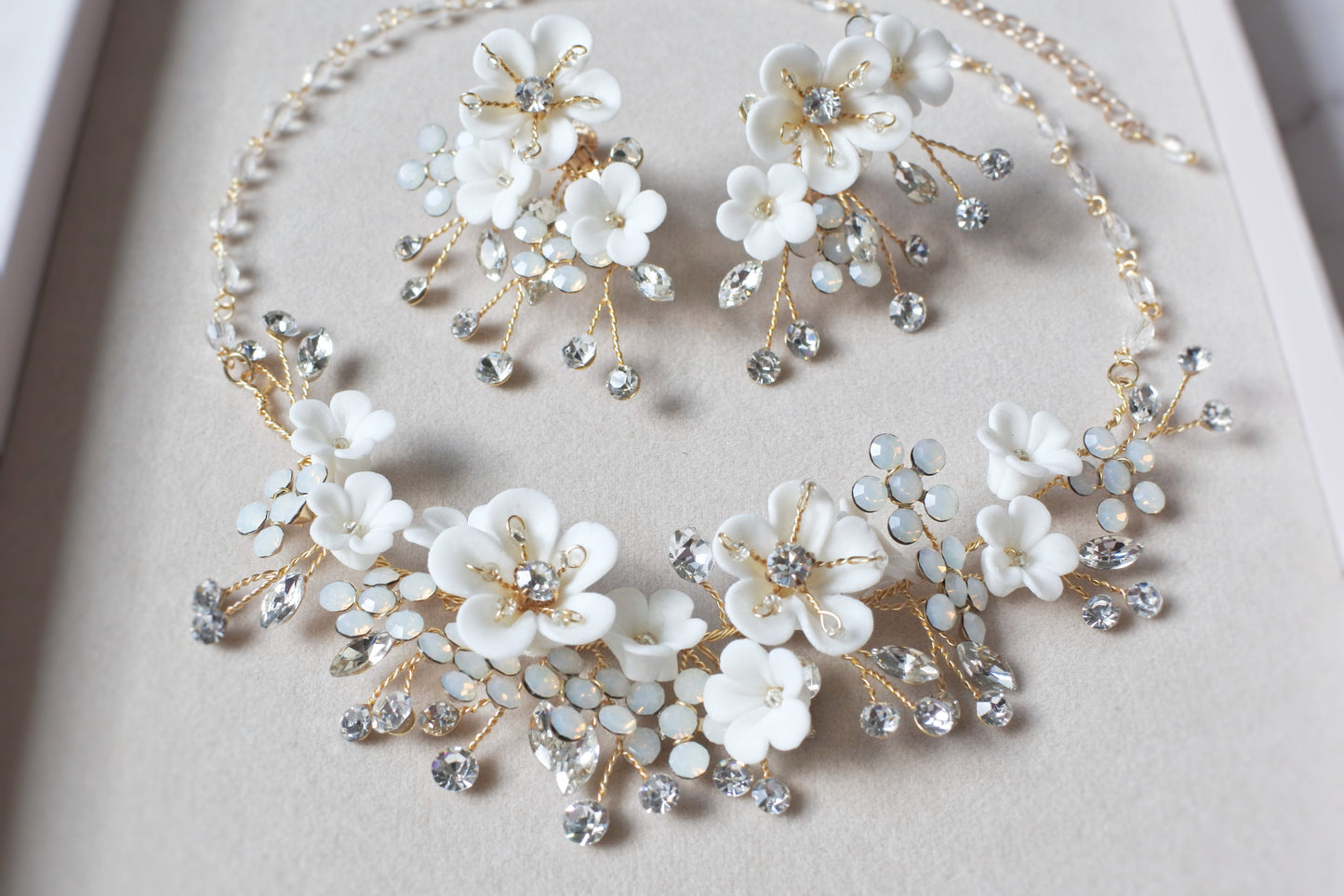 ネックレス×イヤリングセット ~ブライダルネックレス~ ≪CNE-01≫ 【結婚式 アクセサリーセット】