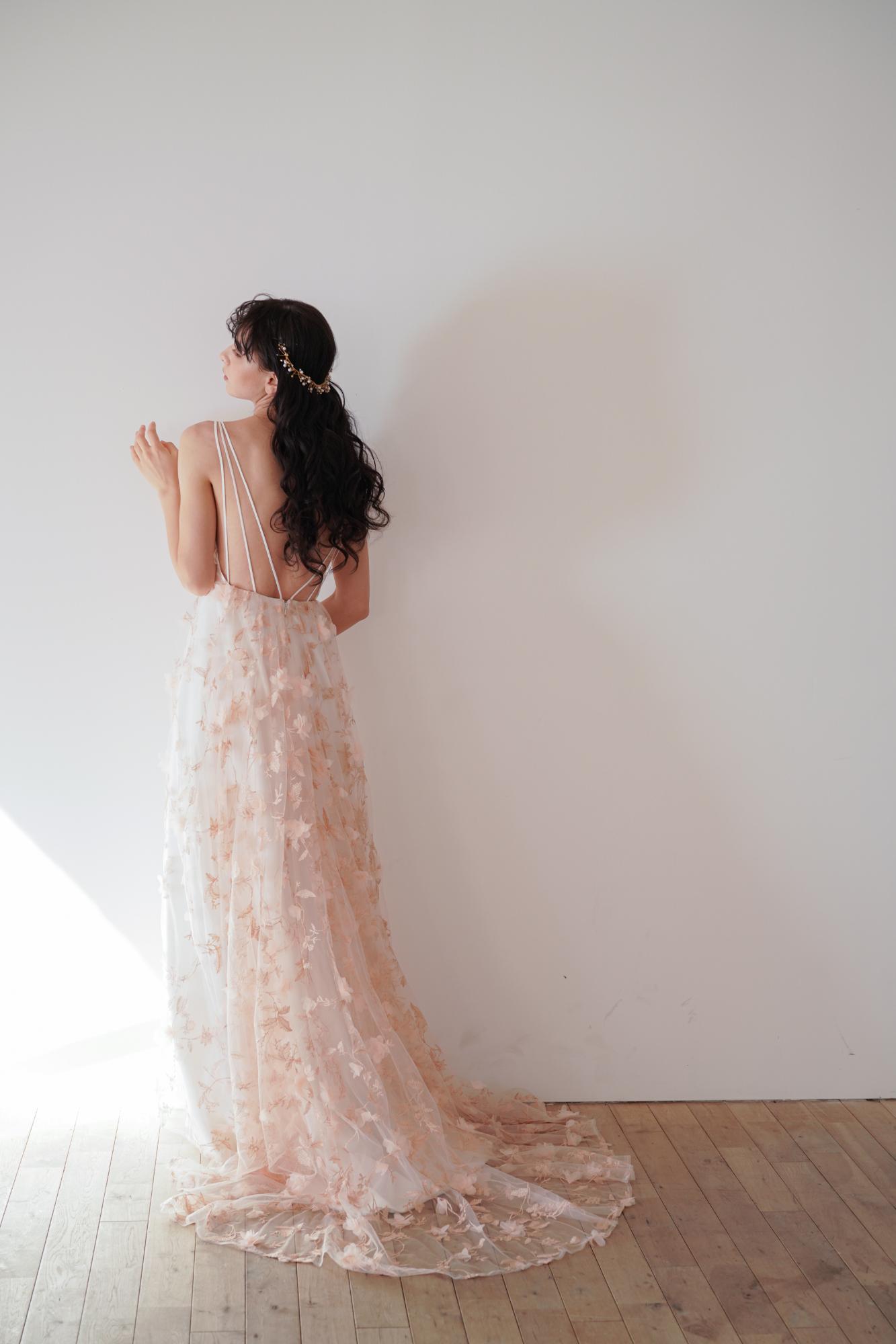 PRUNELLE【ウェディングドレス レンタル】