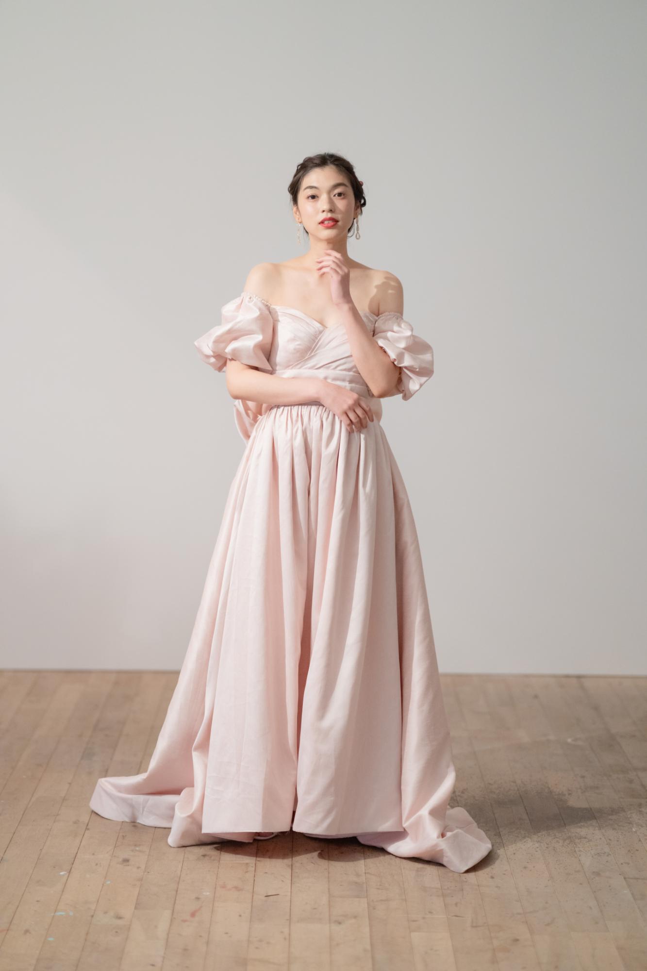 Laëtitia【結婚式 カラードレス レンタル】