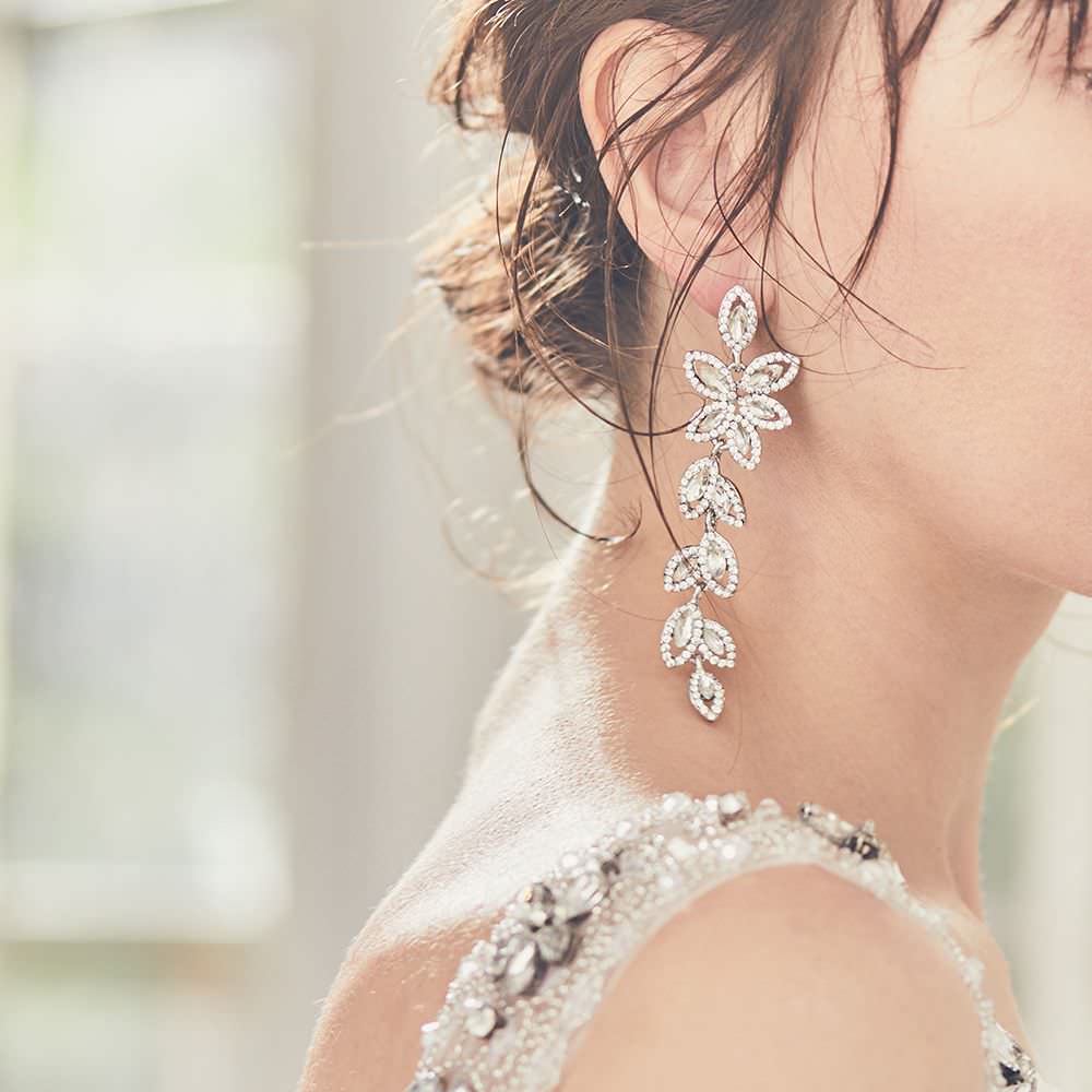 クリスタルピアス/イヤリング silver ~ブライダルピアス/ブライダルイヤリング~ 【結婚式 ピアス イヤリング】