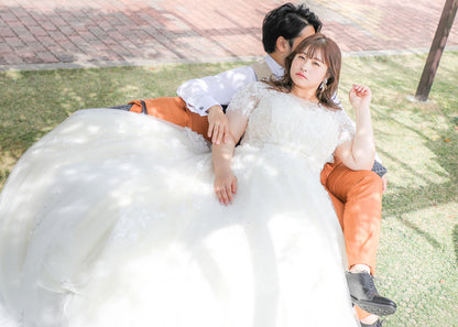 Purely 〜ピュアリー〜 【ウェディングドレス レンタル】