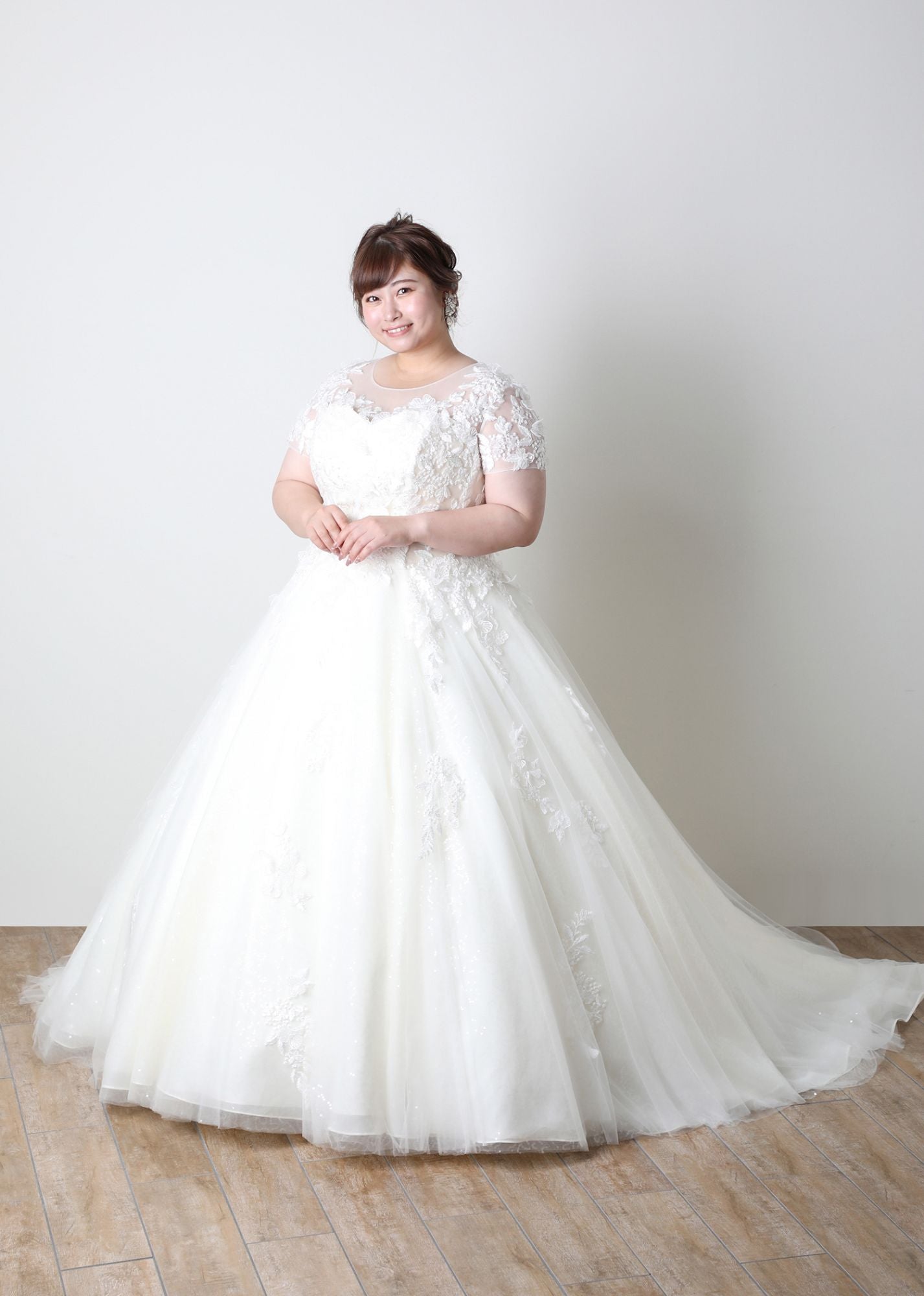 Purely 〜ピュアリー〜 【ウェディングドレス レンタル】