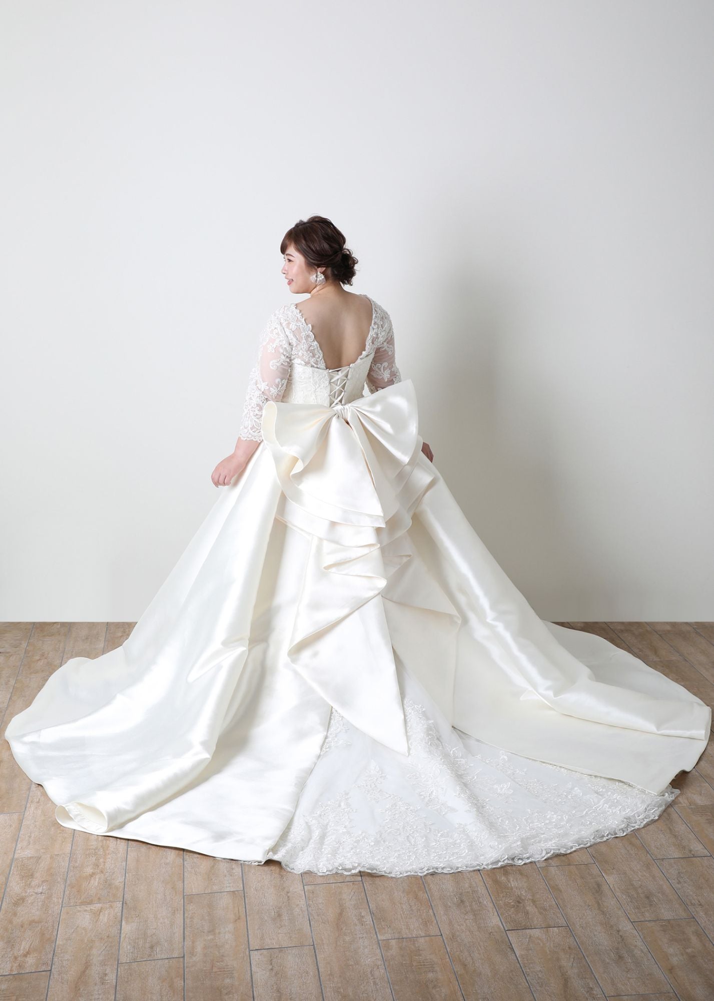 Classico ～クラシコ～ 【ウェディングドレス レンタル】