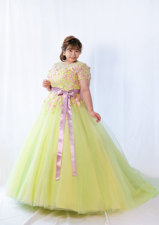 Curvy Green 【結婚式 カラードレス レンタル】