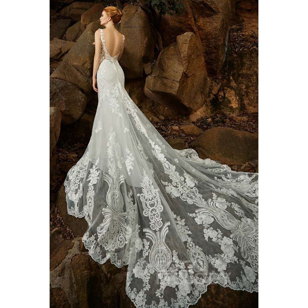 CW2303 WILLA マーメイド Vネック ウェディングドレス 【ウェディング