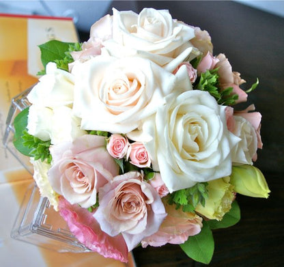 【生花】オーダーメイド/クラッチブーケ(ラウンド)[セットプランClaire01] 【結婚式 フラワー 生花 ブーケ ブートニア オーダーメイド】