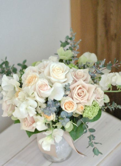 【生花】オーダーメイド/クラッチブーケ(ラウンド)[セットプランClaire01] 【結婚式 フラワー 生花 ブーケ ブートニア オーダーメイド】