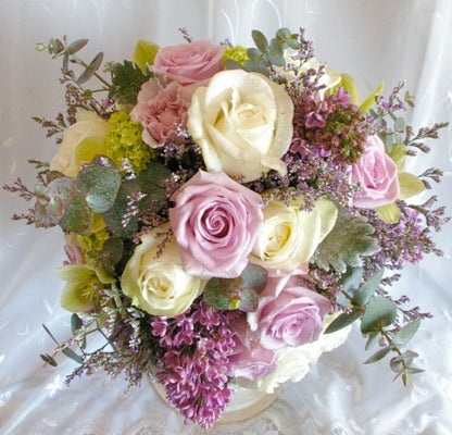 【生花】オーダーメイド/クラッチブーケ(ラウンド)[セットプランClaire01] 【結婚式 フラワー 生花 ブーケ ブートニア オーダーメイド】