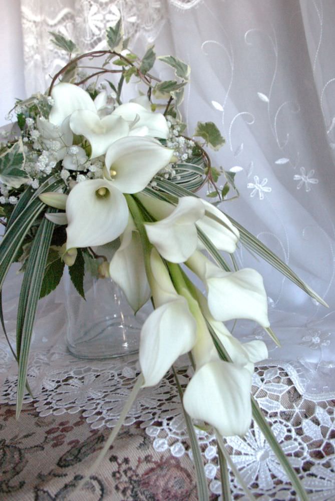 【生花】オーダーメイド/クラッチブーケ(アーム)[セットプランClaire02] 【結婚式 フラワー 生花 ブーケ ブートニア オーダーメイド】