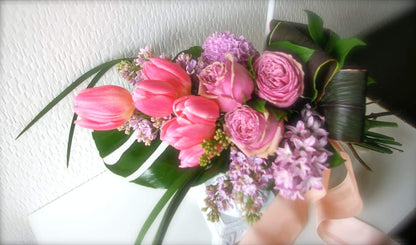 【生花】オーダーメイド/クラッチブーケ(アーム)[セットプランClaire02] 【結婚式 フラワー 生花 ブーケ ブートニア オーダーメイド】